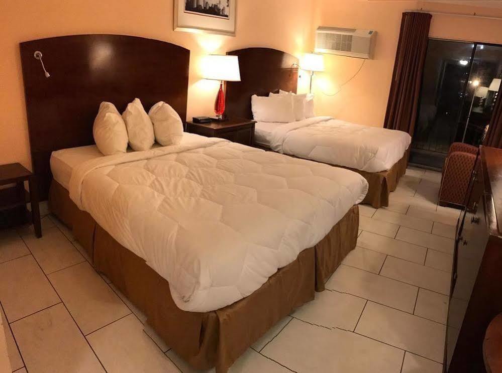 Sea Banks Motor Inn 미를 비치 외부 사진